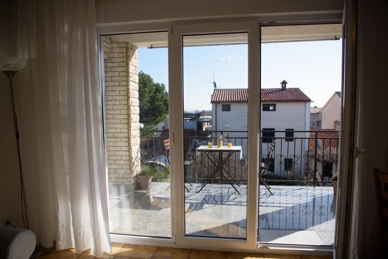 Villa Claudia Lemon Appartment Premantura Exterior photo